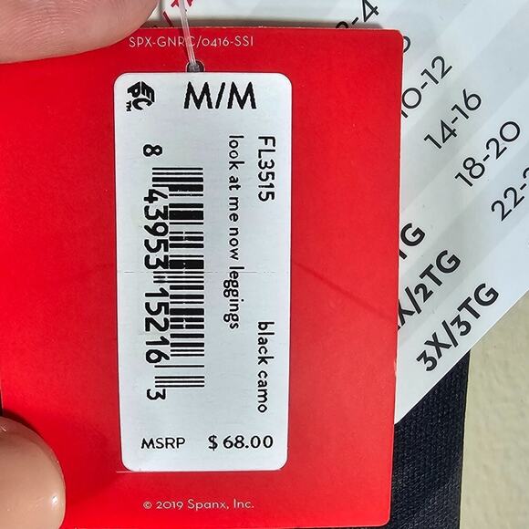 Spanx Look At Me Now Leggings Medium Camo Smoothing Seamless Shaping Seamless - Picture 9 of 9